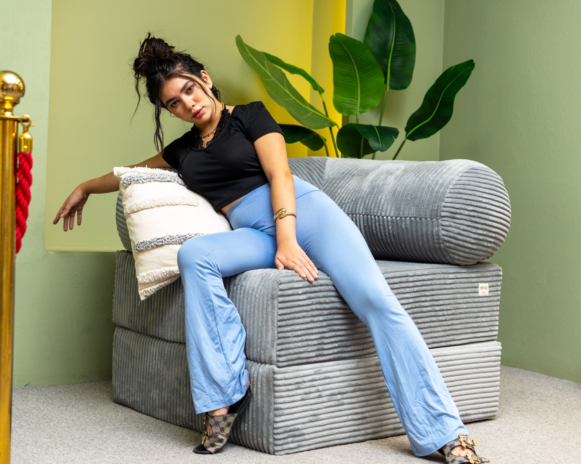 وصف الصورة الأولى